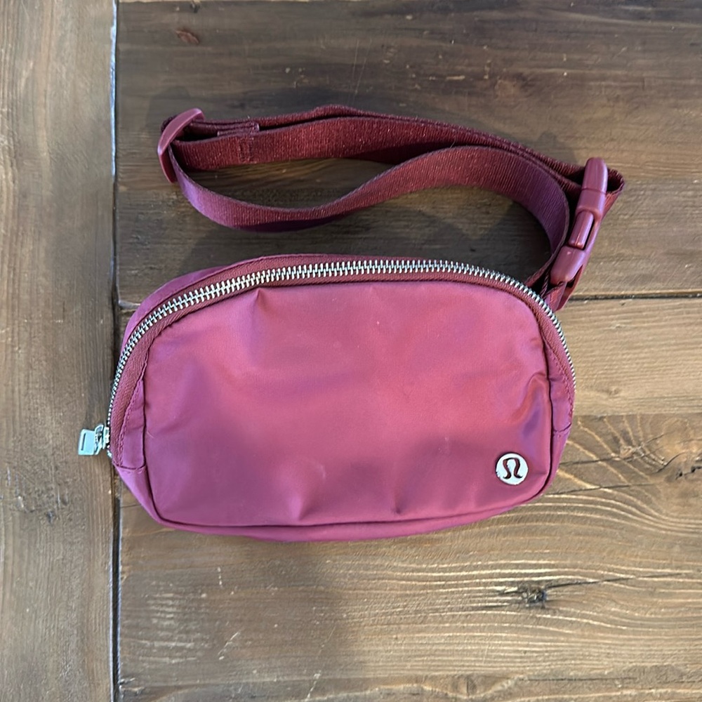 NEW Lululemon canvas belt bag